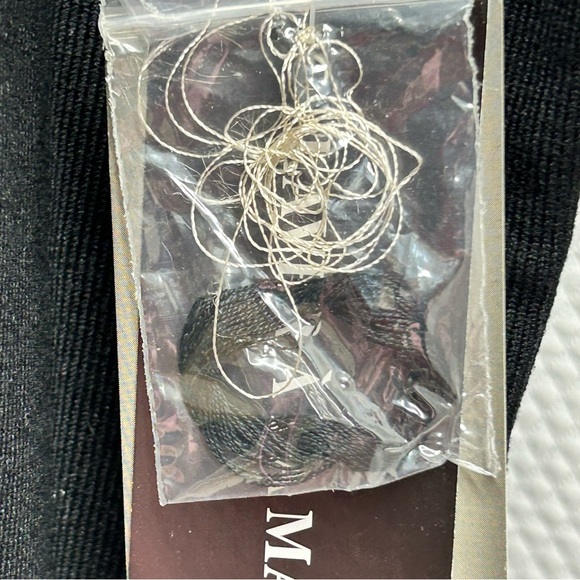 Peter Nygard Black Tank Top with Embellished Embroidered‎ Neckline - Picture 5 of 6